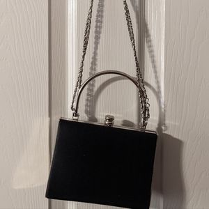 SMALL BLACK PARTY CLUTCH